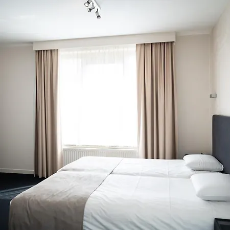 Hotel Essenza 3*